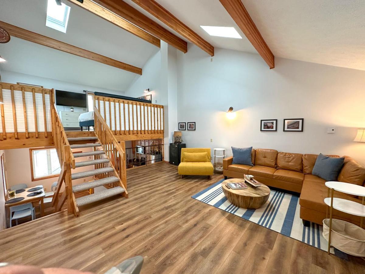 Fun Family Home Near Cedar Point Сандъски Екстериор снимка