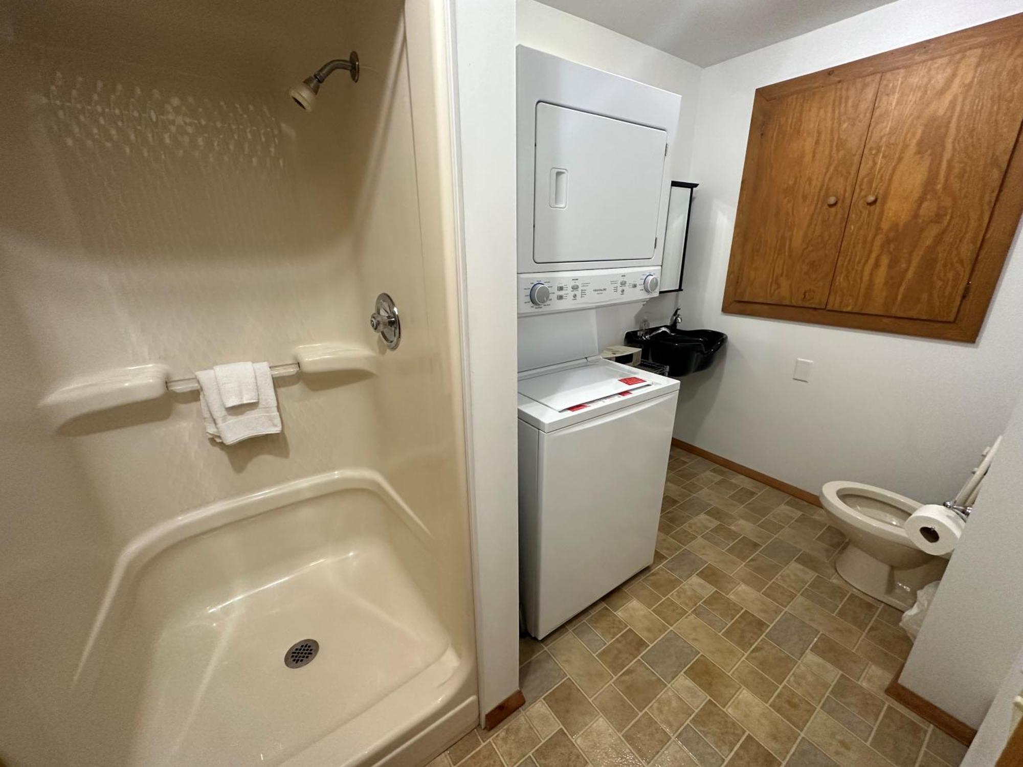 Fun Family Home Near Cedar Point Сандъски Екстериор снимка